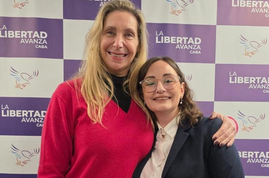 Sofía Mascaró de Garate junto a Karina Milei