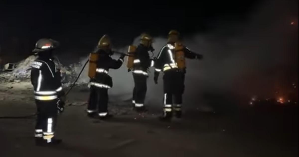 Los Bomberos de Realicó lograron controlar los focos en los basureros