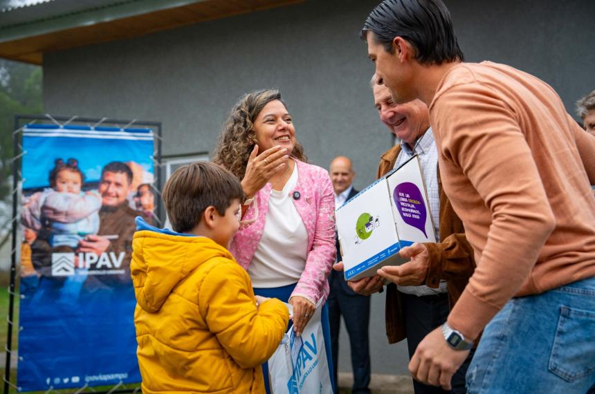 La titular del IPAV Erica Riboyra expuso en la Comisión de Vivienda de la C�mara de Diputados de la Nación
