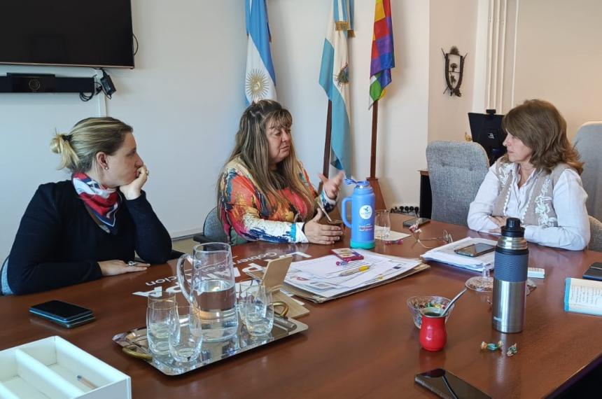 El encuentro de Estrellas Amarillas y las autoridades de Educación