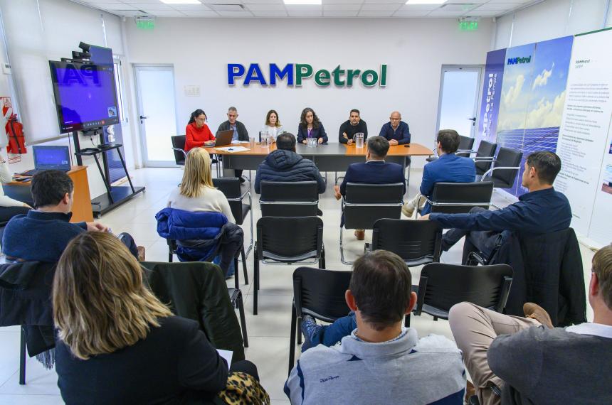 La apertura de sobres realizada este jueves por Pampetrol