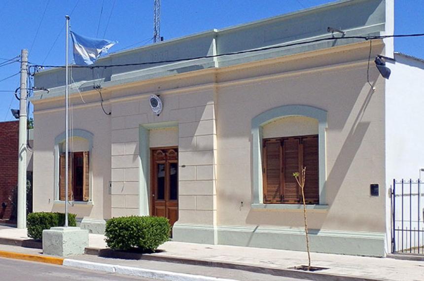 Un efectivo de la Comisaría de Castex retiró a un preso de la celda y lo amenazó en la cocina