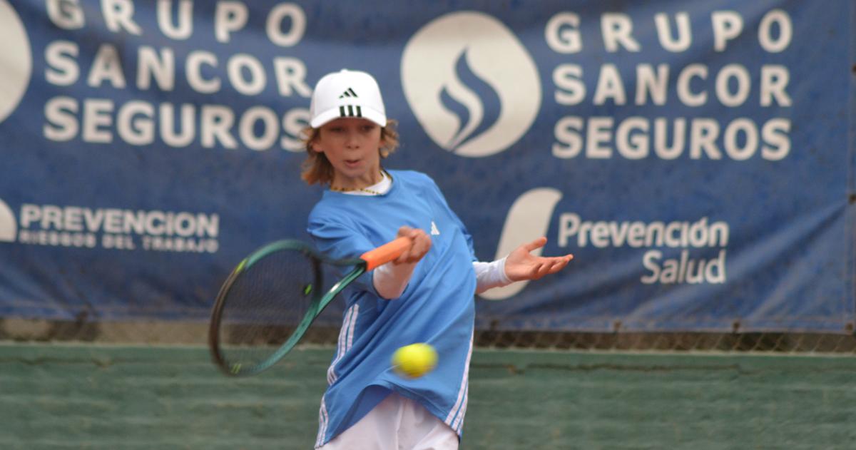 El torneo comenzó este viernes en el MB Tenis y el club Estudiantes