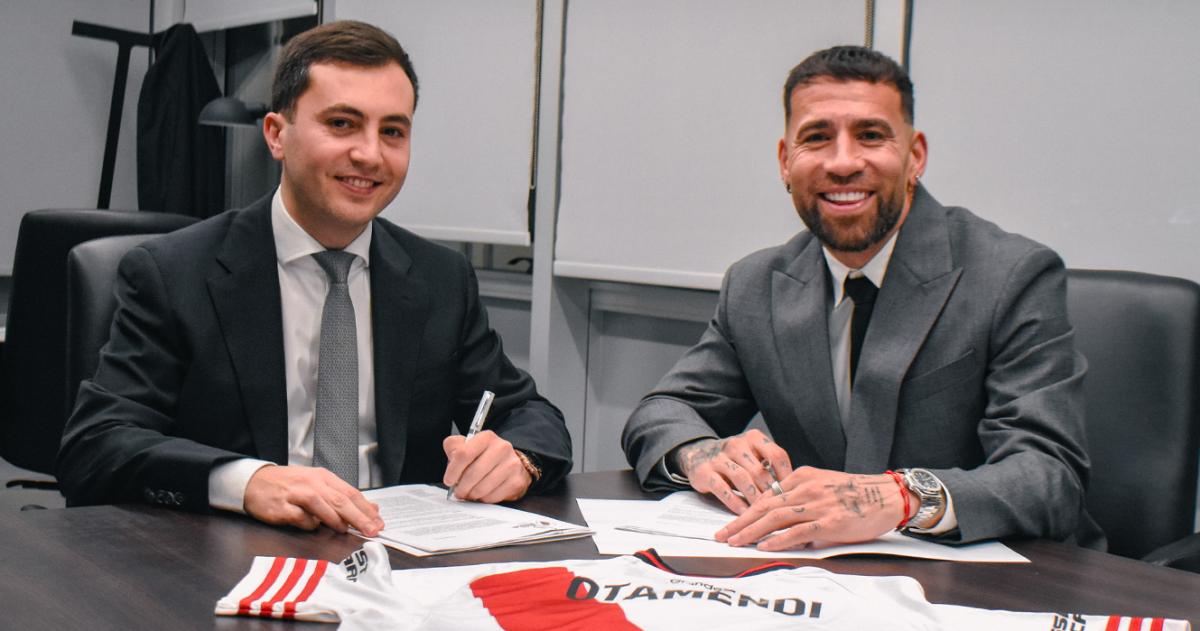 El presidente de River Stefano Di Carlo y Nicol�s Otamendi