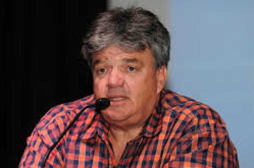 El dirigente radical fue critico con el oficialismo nacional