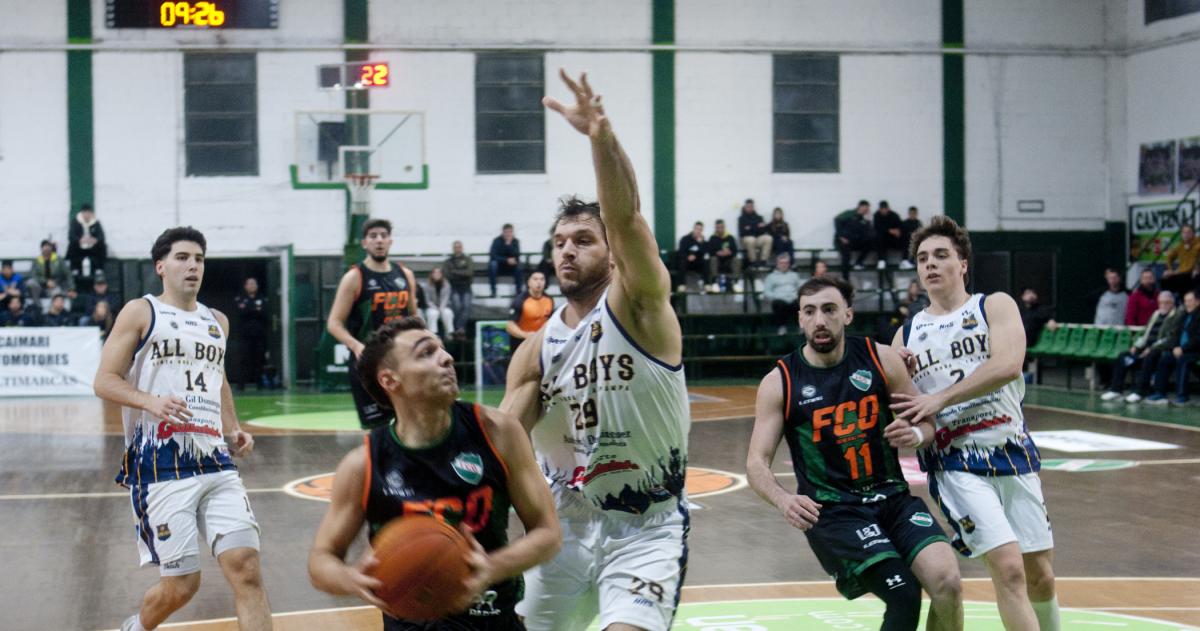 Ferro le ganó muy f�cil a All Boys en el Colosito