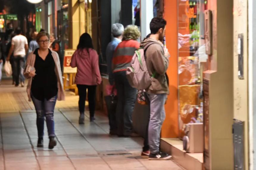 El volumen de ventas consolidó una tendencia marcadamente negativa