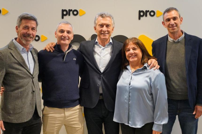 Las figuras legislativas del PRO con Mauricio Macri- ataque al CABI
