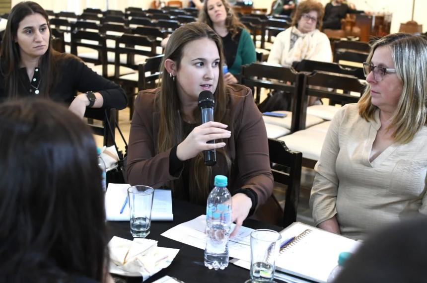 El debate no est� exento de diferencias políticas