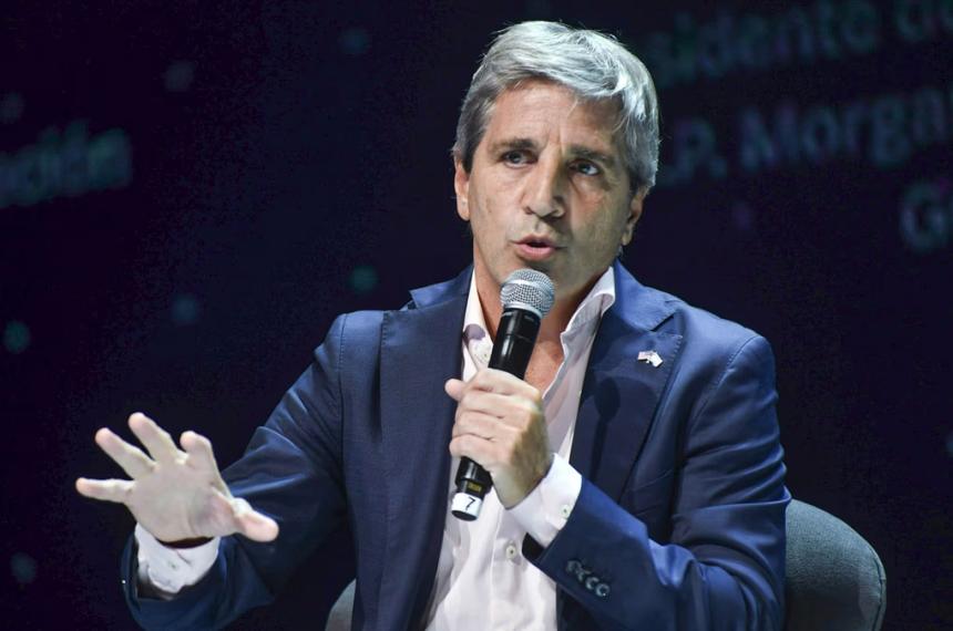 El ministro de Economía Luis Caputo