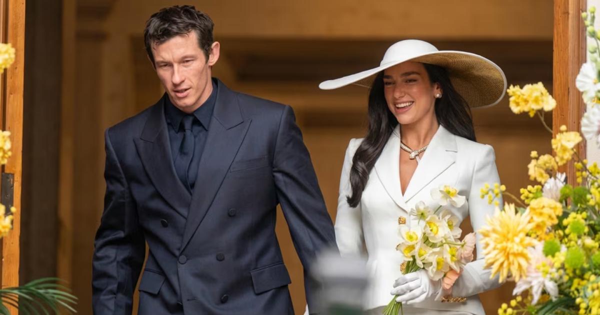 Callum Turner y Dua Lipa se casaron el fin de semana en el oeste de Londres