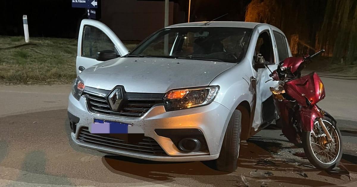 El auto y la moto protagonistas del accidente