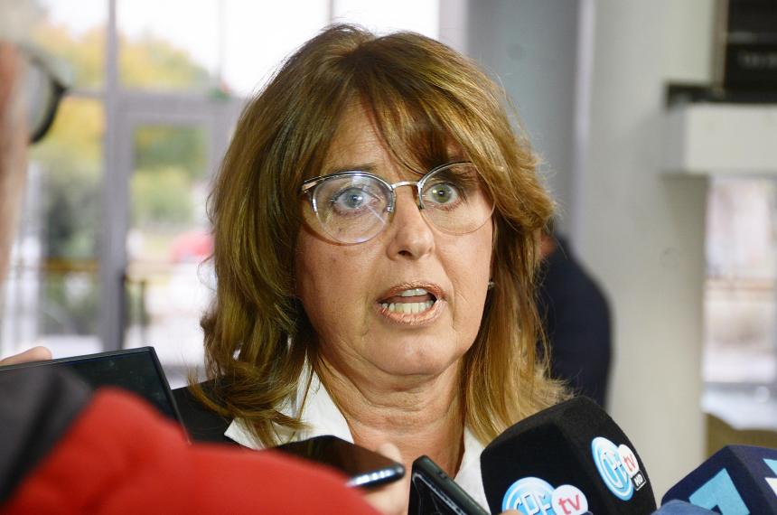 La Ministra de Educación Marcela Feuerschvenger