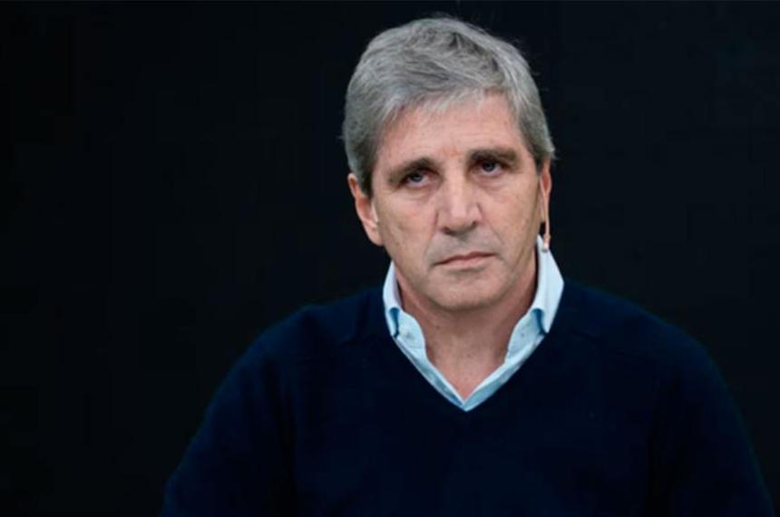 Caputo salió con los tapones de punta contra Quintela y lo trató de matón de barrio