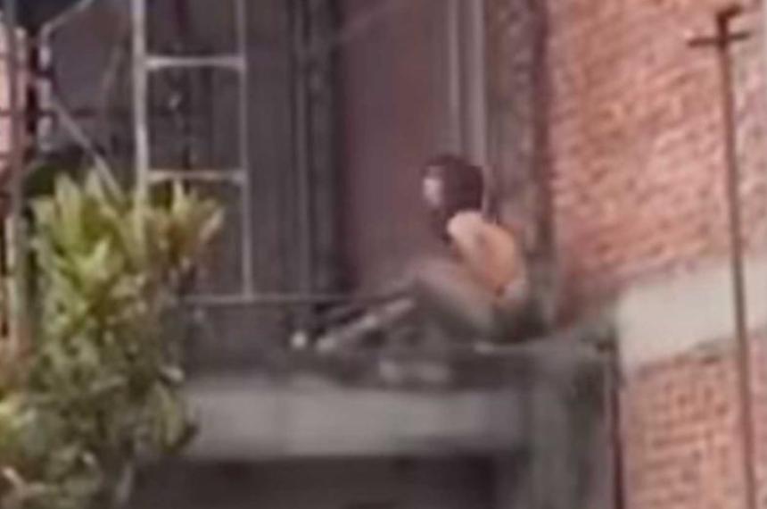Gritos desesperados desde una terraza- una joven aseguró haber sido secuestrada y desató un operativo en Tucum�n