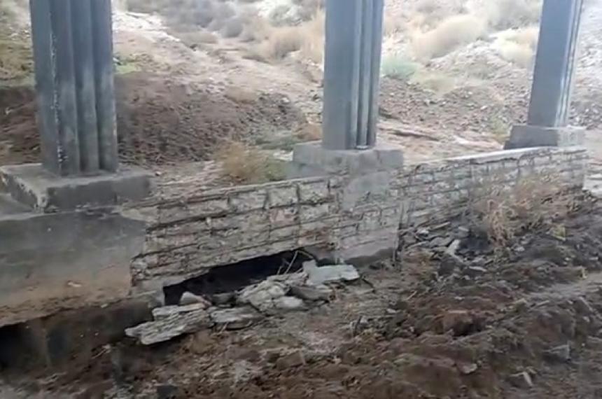 Los vecinos de La Reforma difundieron fotos del estado actual del puente
