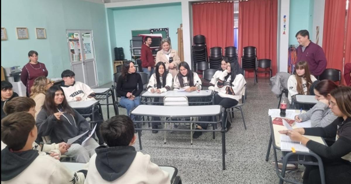 Las actividades se realizaron en colegios secundarios