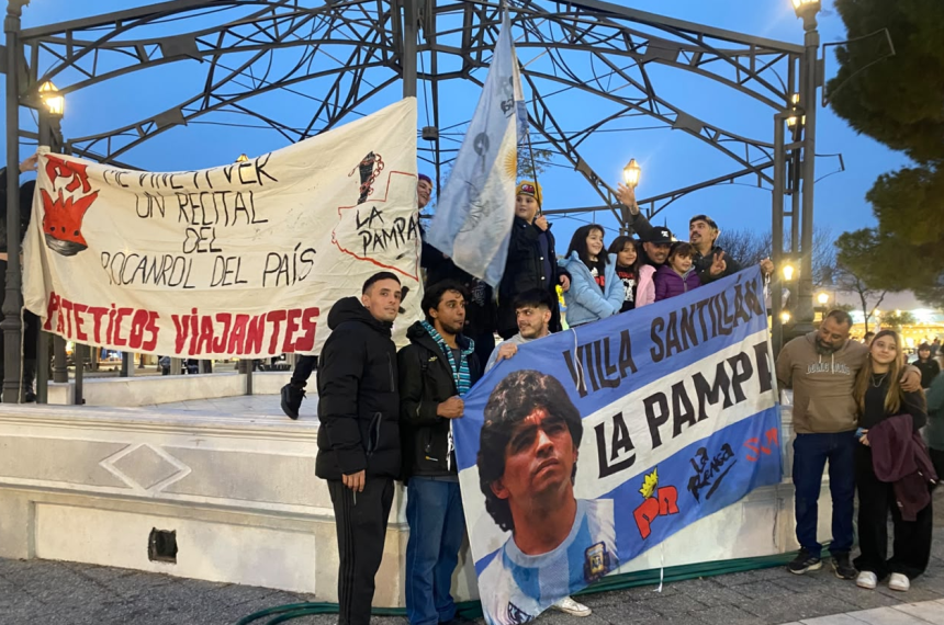 Los ricoteros santarroseños se reunieron en la Plaza San Martín