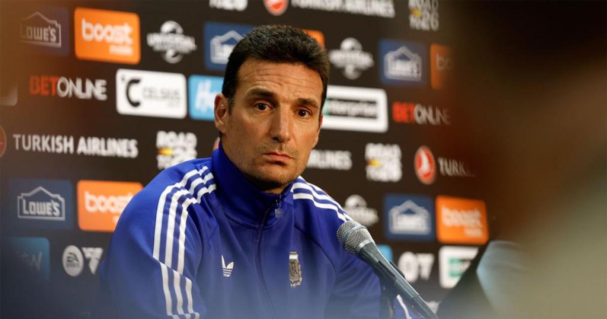 Lionel Scaloni brindó una contundente advertencia antes del Mundial 2026 y aseguró que ning�n futbolista tendr� asegurado su lugar si no llega en condiciones físicas óptimas para competir