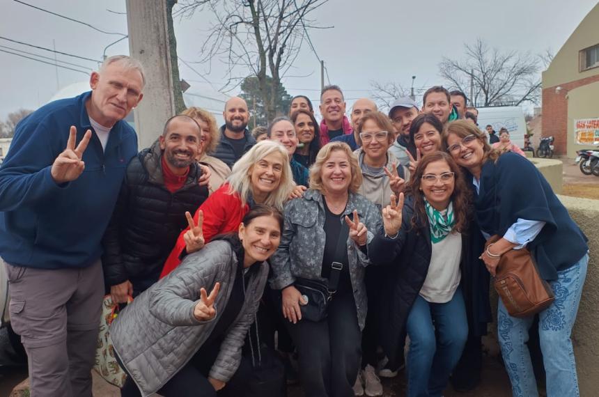 M�s funcionarios que militantes en el encuentro de la Plural Santa Rosa