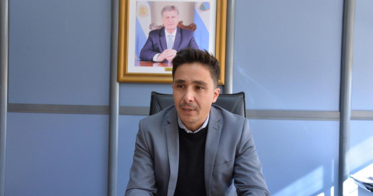 El ministro de Obras y Servicios P�blicos Alfredo Intronati