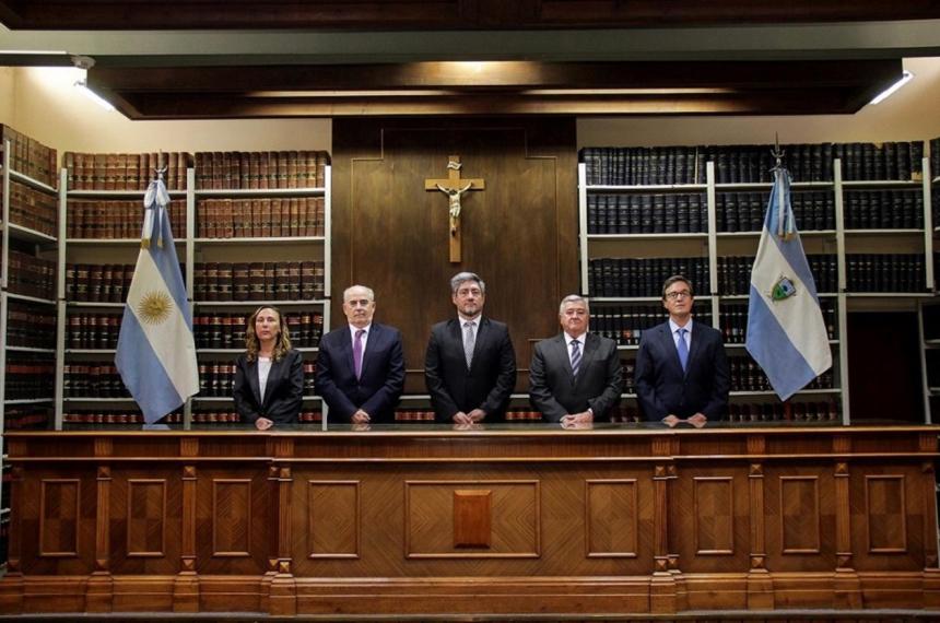 La resolución fue adoptada por la Sala B del m�ximo tribunal