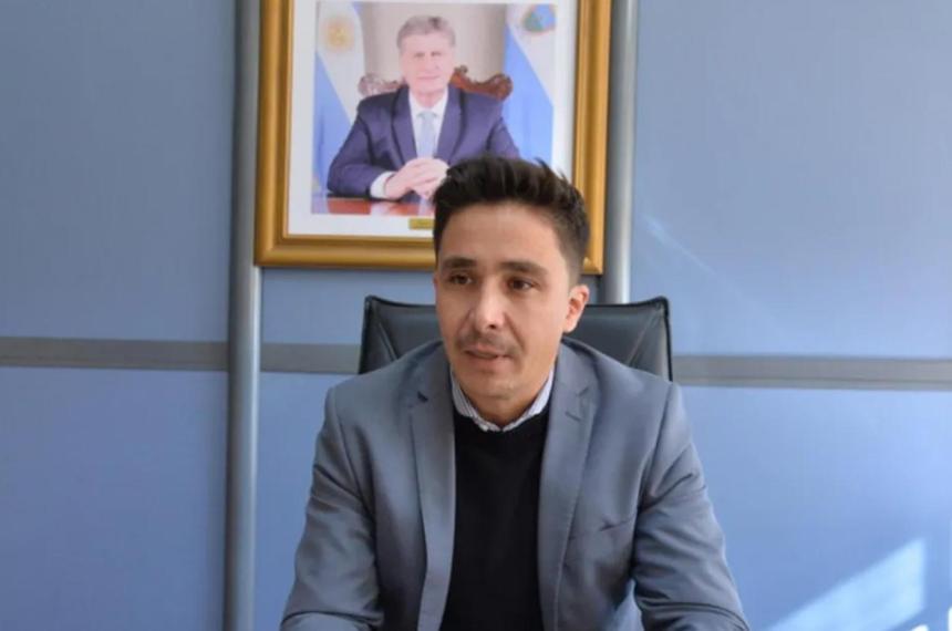El ministro de Obras P�blicas de la provincia Alfredo Intronati