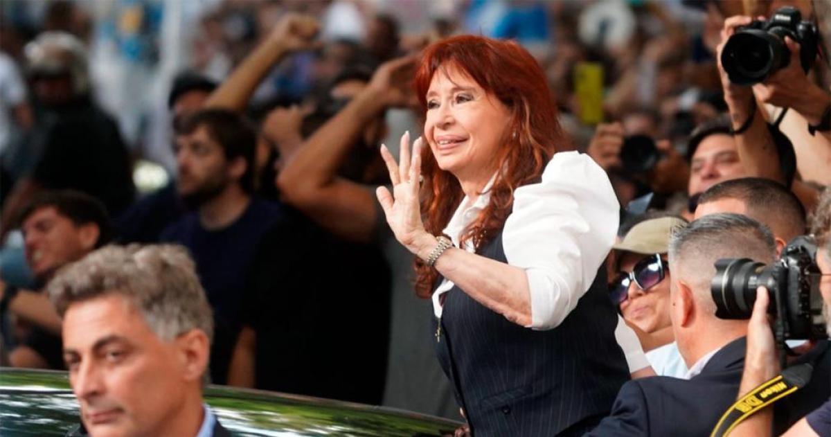 Cristina Fern�ndez de Kirchner busca que la Corte Suprema revise la decisión judicial que habilita el decomiso de 19 propiedades vinculadas a sus hijos en el marco de la causa Vialidad