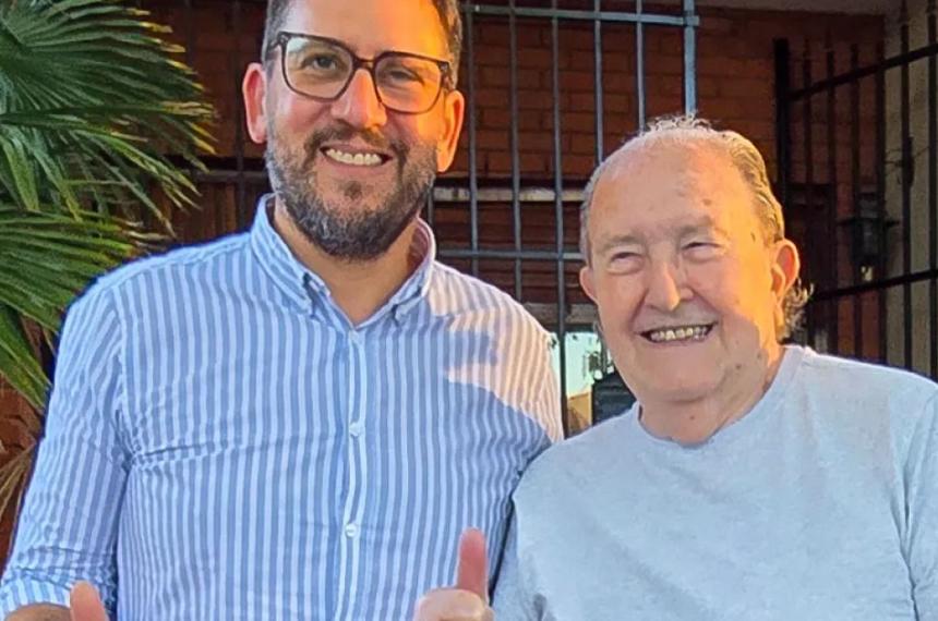 Pérez Araujo y Carlos Verna el día que el mandam�s de La Plural lo visitó en Santa Rosa