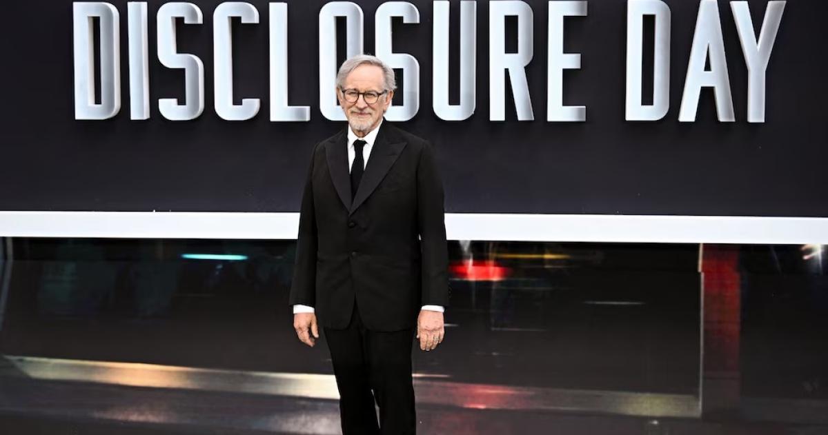 Steven Spielberg vuelve a los extraterrestres con El día de la revelación casi medio siglo después de Encuentros cercanos del tercer tipo