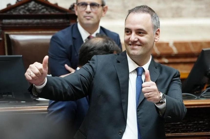 Mi ahorro era previo porque con mi esposa tuvimos esa suerte argumentó