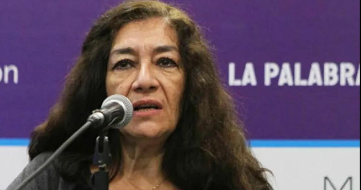 Nilda Redondo presenta otro ensayo