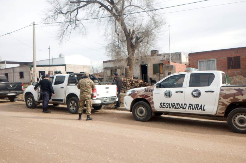 Los uniformados secuestraron elementos considerados de interés para la causa