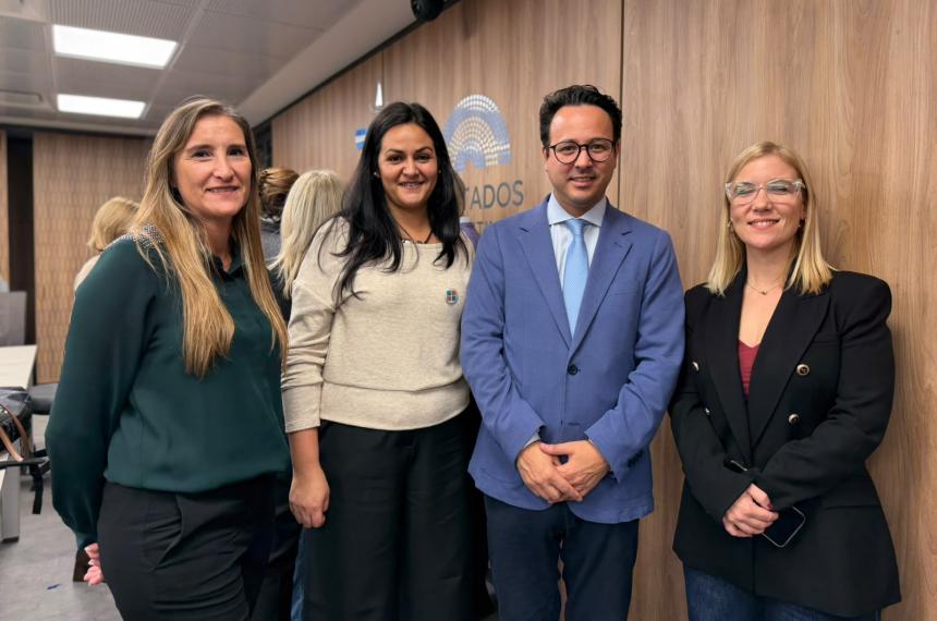 La diputada Rivas durante su participación en el Congreso