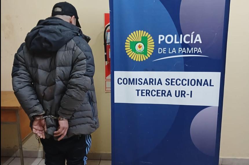  El detenido es un joven desocupado domiciliado en la calle Uspallata
