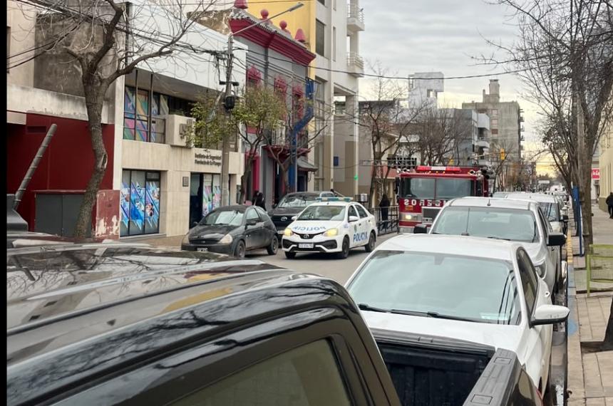 Tras varios minutos de trabajo la situación quedó normalizada y el tr�nsito fue restablecido