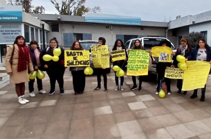 Los manifestantes pidieron hablar con el director de Niñez