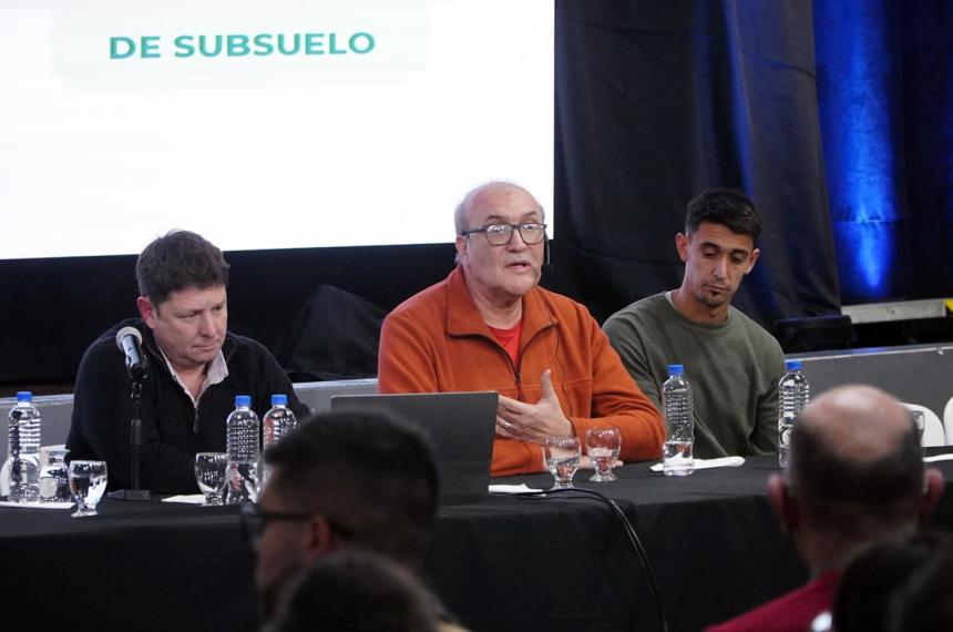 Los funcionarios explicaron que se aplican los procedimientos de la Ley Nacional 24051 de residuos peligrosos