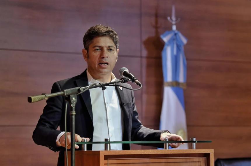 Kicillof dijo que si Adorni fuera peronista estaría preso