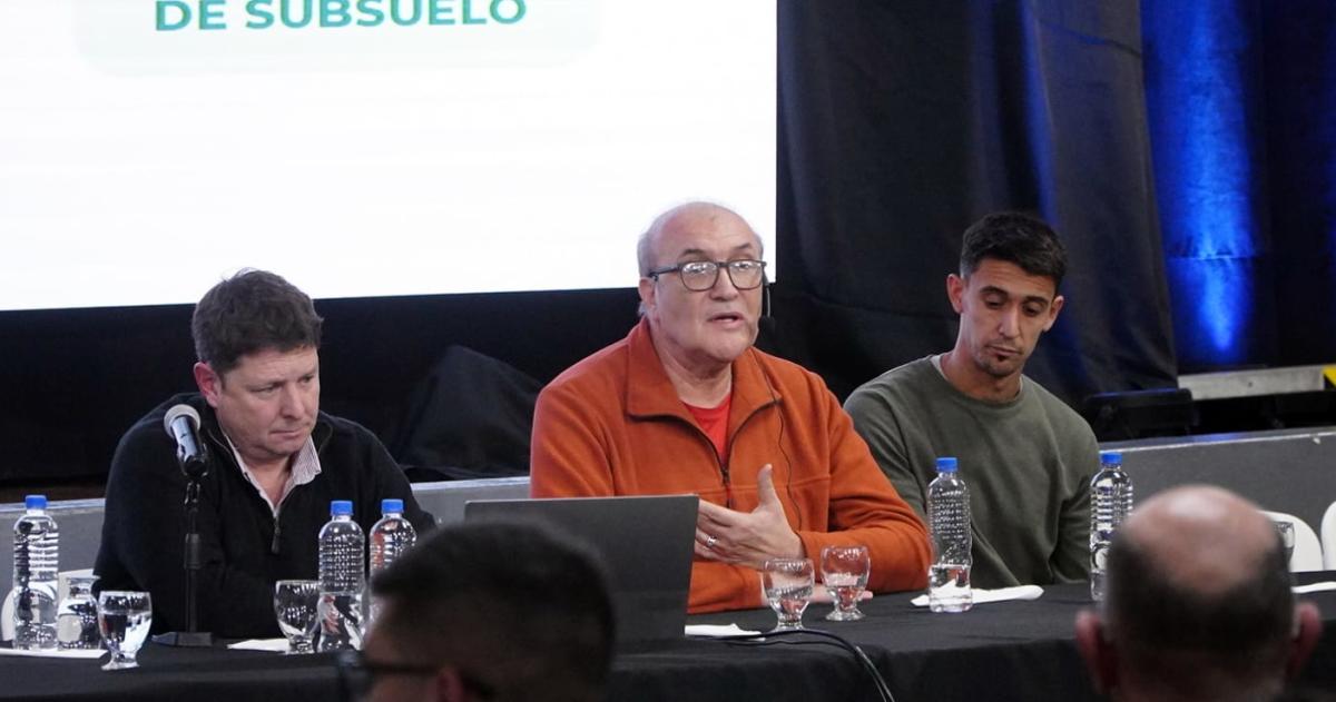 Los funcionarios explicaron que se aplican los procedimientos de la Ley Nacional 24051 de residuos peligrosos