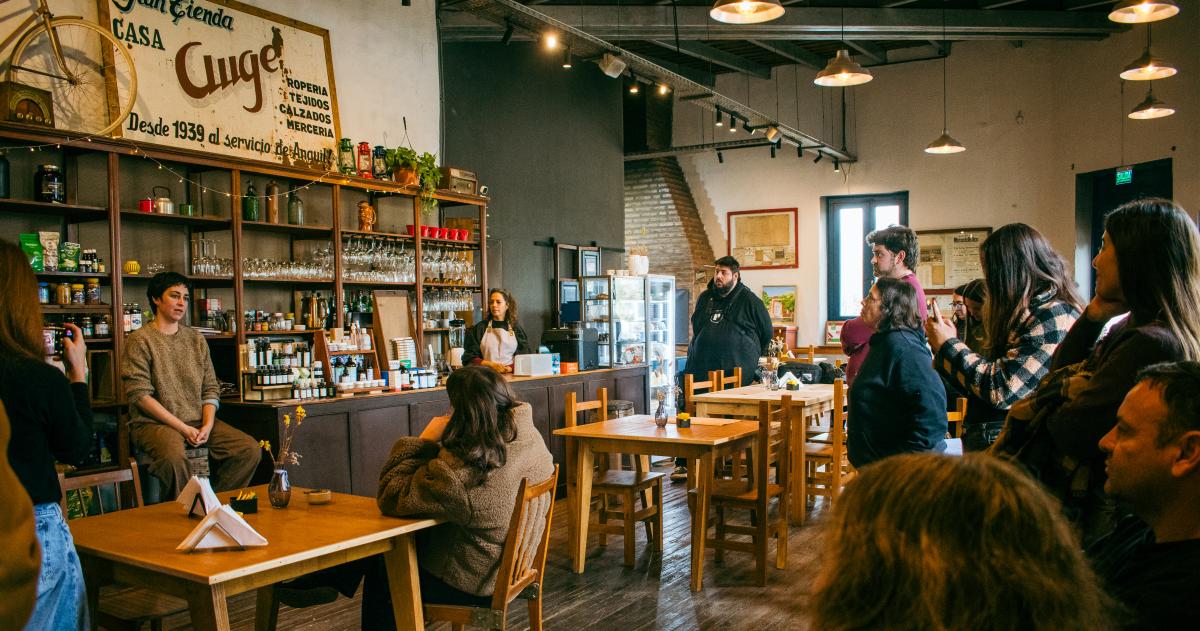  Un viaje al pasado a través de salones centenarios