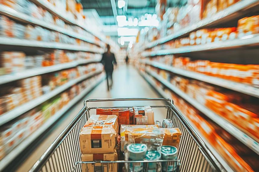 El consumo masivo cayó 38-en-porciento- interanual en abril