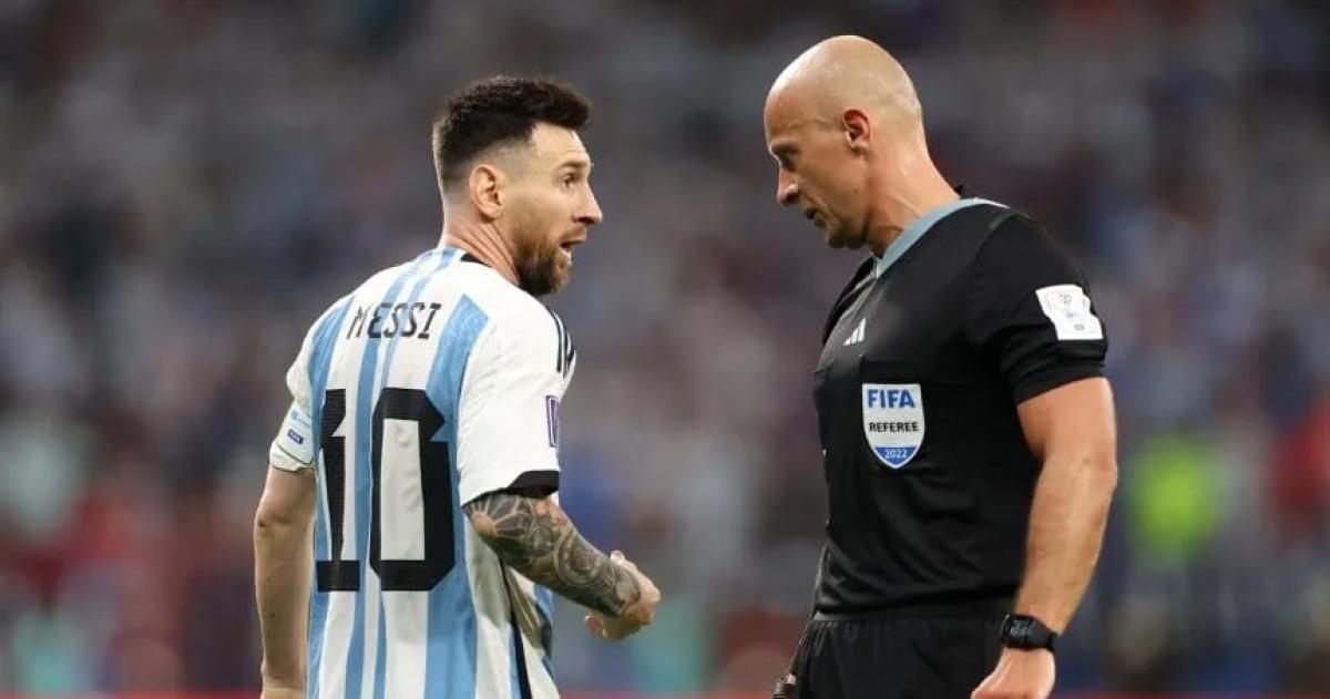  Marciniak dirigió la final del mundo entre Argentina y Francia