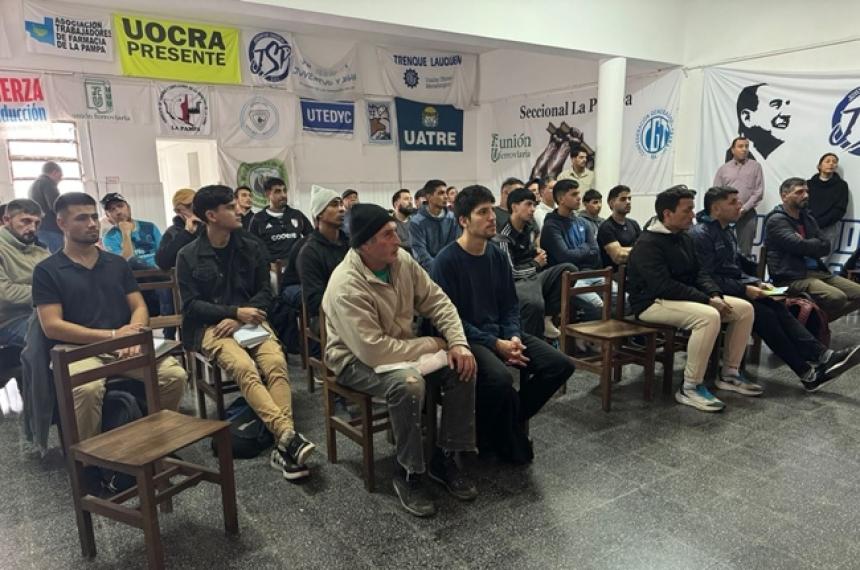 Desde la UOCRA aclararon que las empresas contratistas a�n no han definido el n�mero exacto de vacantes a cubrir