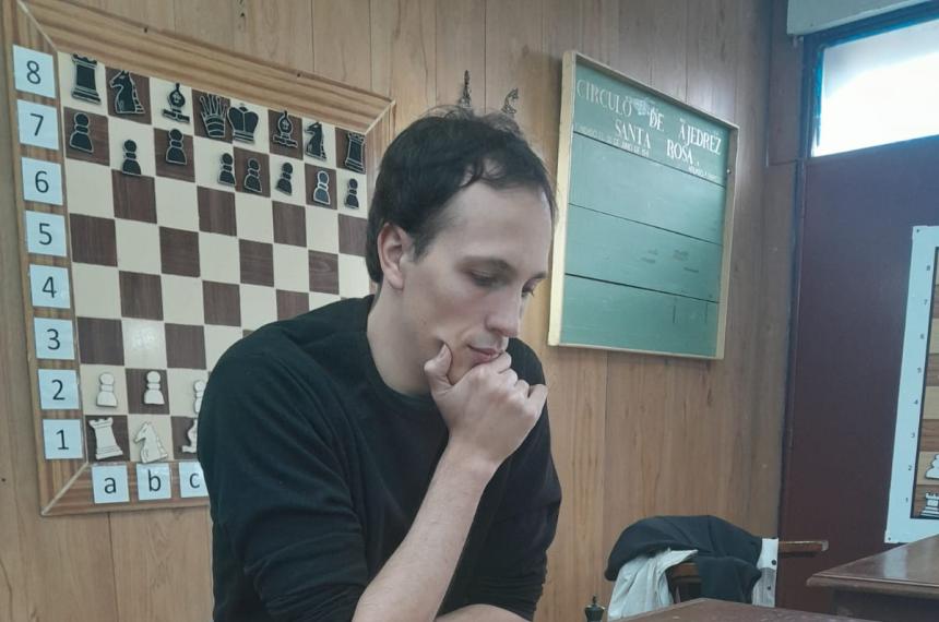 El achense se quedó con la sexta fecha del certamen anual