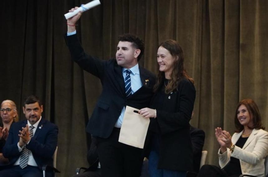 Eric Morales Schmuker asumió como decano de Humanas