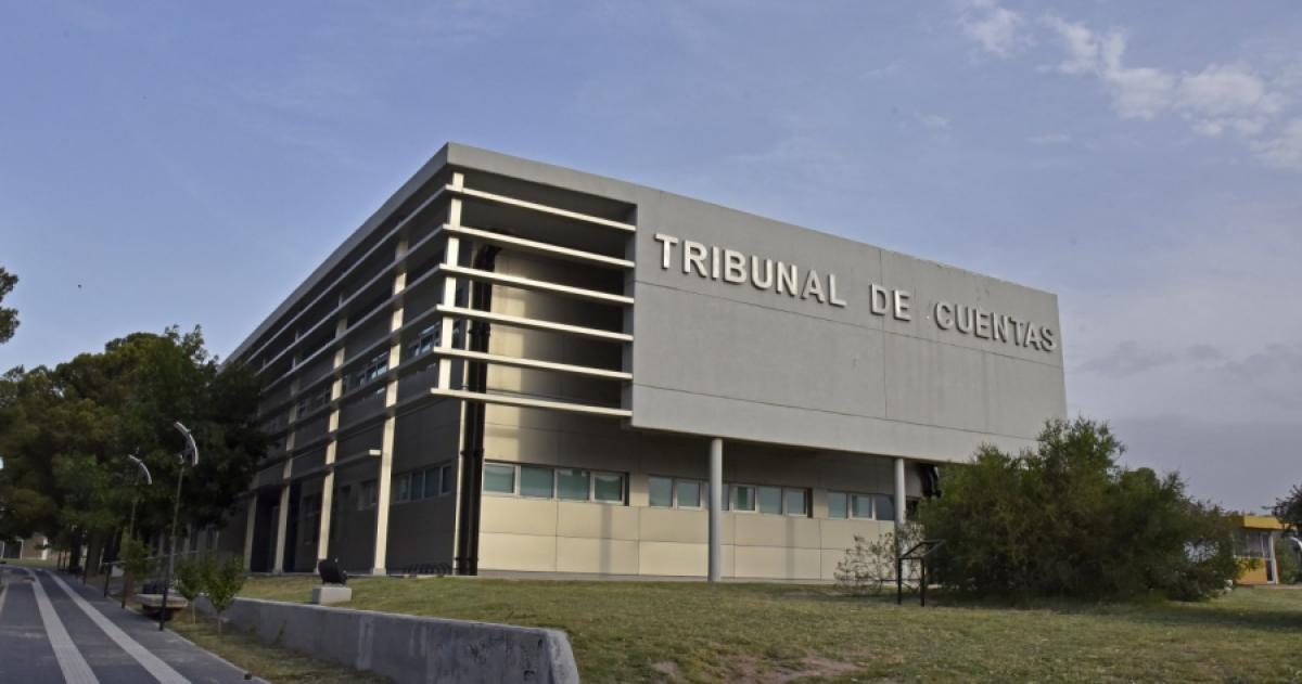  En los domicilios denunciados no encuentran a los integrantes de la fundación para notificarlos