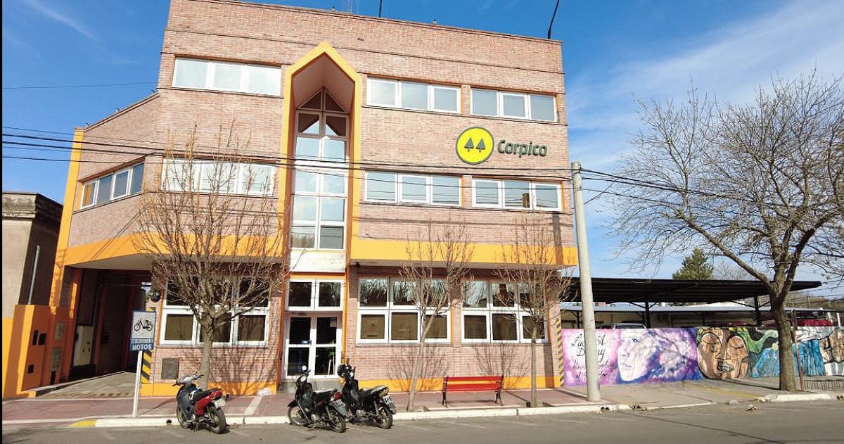 Se est�n tramitando 1700 cortes de servicios mensuales entre domicilios particulares y comercios