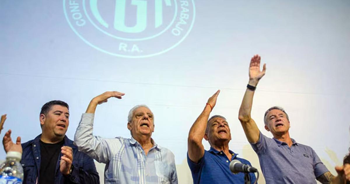 La CGT comenzó a debatir este miércoles una modalidad distinta para protestar contra el Gobierno