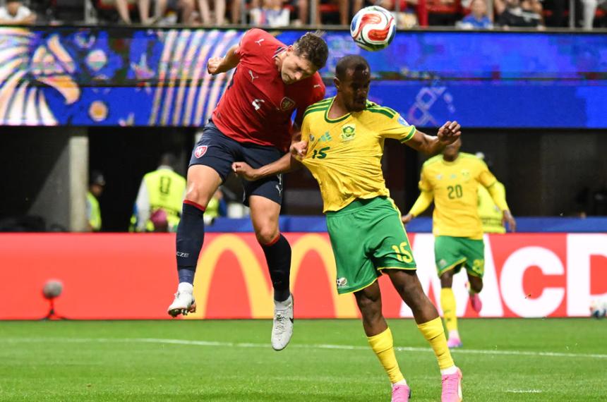 Checos y sudafricanos igualaron en Atlanta